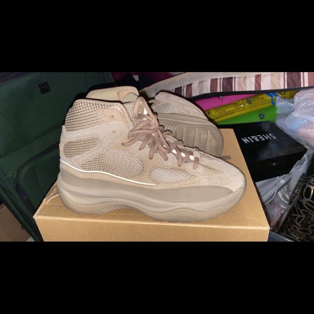 Adidas Yezzy boot ROCK